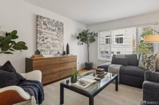 Photo #3: 426115545 Listing 