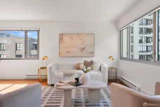 Photo #2: 426115614 Listing 