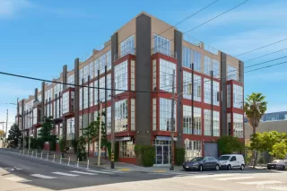 Photo #1: 426115764 Listing 