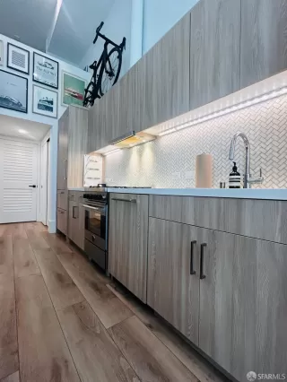 Photo #4: 426116060 Listing 