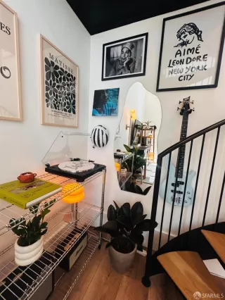 Photo #6: 426116060 Listing 