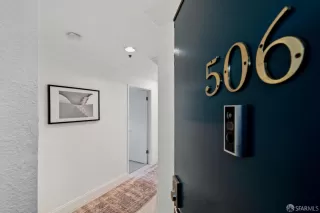 Photo #2: 426116184 Listing