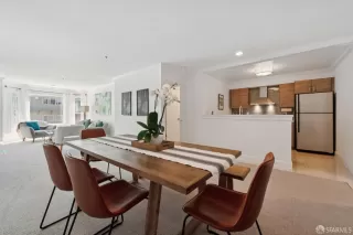 Photo #6: 426116184 Listing