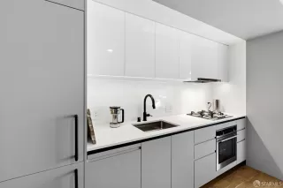 Photo #5: 426116189 Listing 