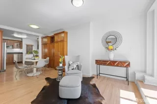 Photo #4: 426116264 Listing 