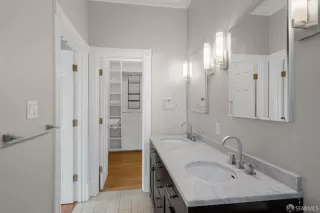 Photo #6: 426116329 Listing 