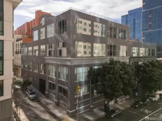 Photo #1: 426116415 Listing 