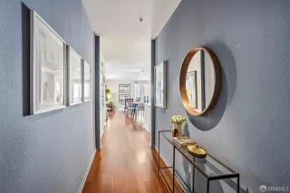 Photo #2: 426116493 Listing