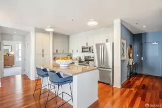 Photo #3: 426116493 Listing