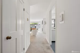 Photo #3: 426116515 Listing 