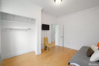 Photo #6: 426116836 Listing 