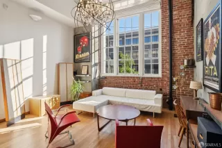 Photo #4: 426116938 Listing 