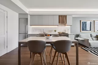 Photo #2: 426116983 Listing 