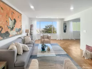 Photo #3: 426117022 Listing 