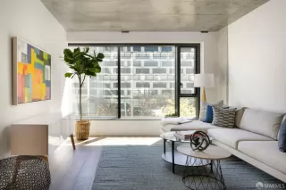 Photo #5: 426117630 Listing 