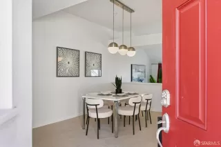 Photo #4: 426117703 Listing 