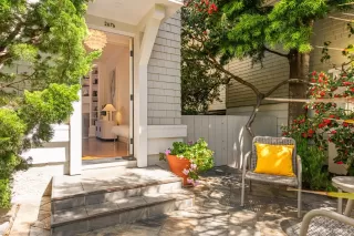 Photo #2: 426117756 Listing 