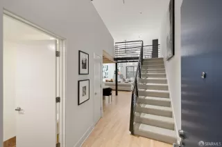 Photo #3: 426117854 Listing 