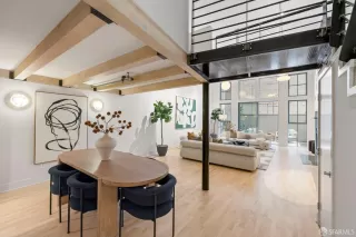 Photo #4: 426117854 Listing 