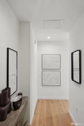 Photo #2: 426117896 Listing 