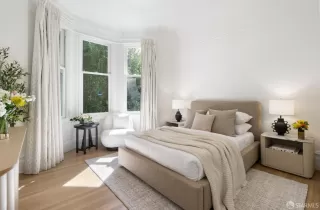 Photo #4: 426117935 Listing