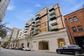 Photo #3: 426117944 Listing 