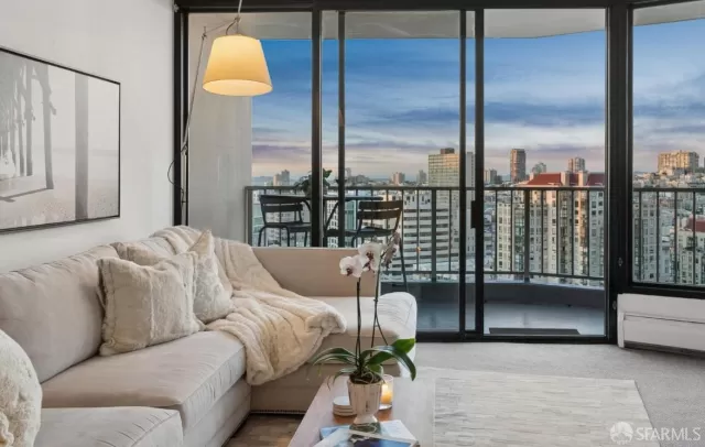 MLS: 426118093 Condo For Sale