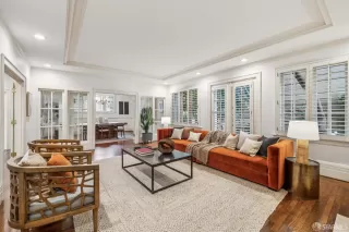 Photo #3: 426118152 Listing 