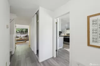 Photo #3: 426118273 Listing 