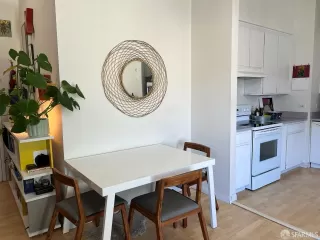 Photo #3: 426118297 Listing 