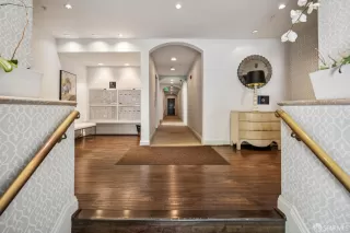 Photo #3: 426118623 Listing 