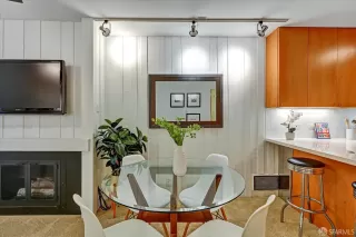 Photo #6: 426118686 Listing 