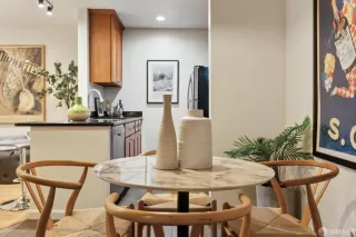 Photo #1: 426118695 Listing 