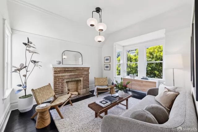 MLS: 426118853 Condo For Sale