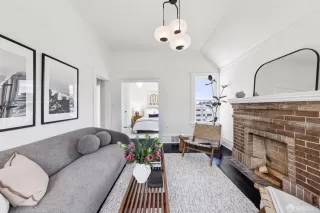 Photo #4: 426118853 Listing 