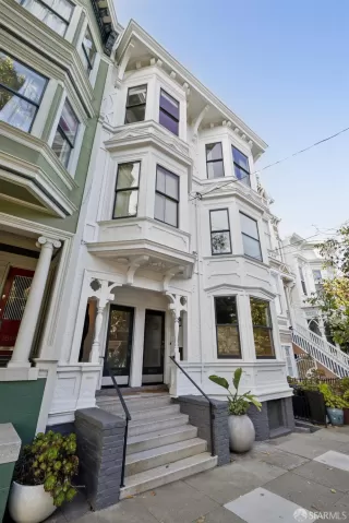 Photo #2: 426118970 Listing 