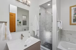 Photo #5: 426119133 Listing 