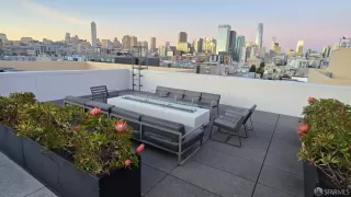 Photo #3: 426119137 Listing 