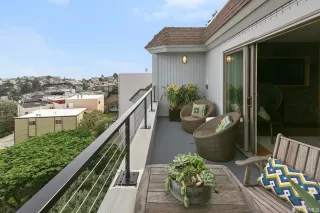 Photo #4: 426119320 Listing