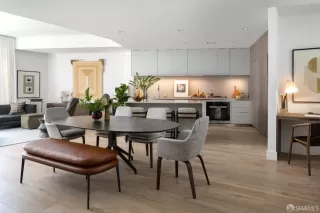 Photo #1: 426119359 Listing