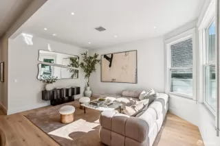 Photo #6: 426119546 Listing