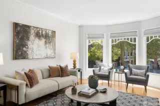 Photo #2: 426120021 Listing 