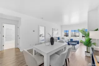 Photo #4: 426120053 Listing