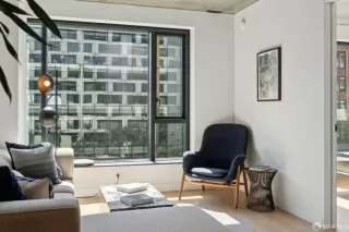 Photo #3: 426120062 Listing 