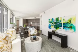 Photo #4: 426120218 Listing 