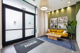 Photo #6: 426120326 Listing 