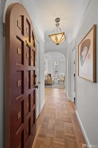 Photo #1: 426120444 Listing 