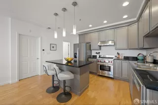 Photo #3: 426120445 Listing