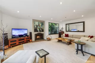 Photo #5: 426120491 Listing 