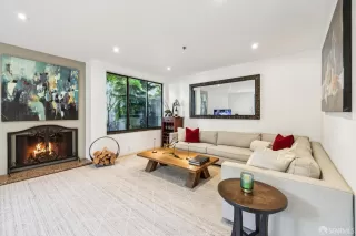 Photo #6: 426120491 Listing 